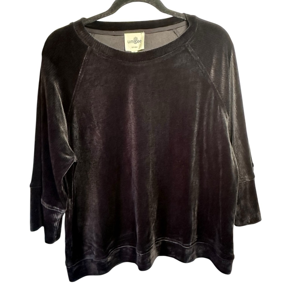 Umgee Black Velvet Top NWT 3/4 Sleeves Flowy Oversized Holiday Size Medium
